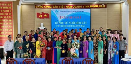Hội Liên hiệp Phụ nữ xã Tân Quy Tây tổ chức họp mặt ngày 8.3